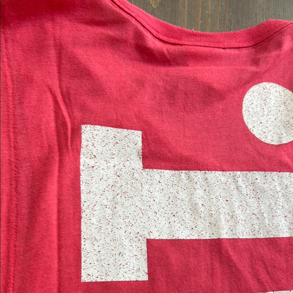 Nike Muscle Tee with Cut Out Arms - Picture 6 of 8
